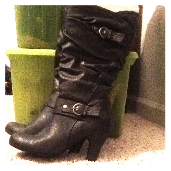 Size 7.5 Madden Girl boots