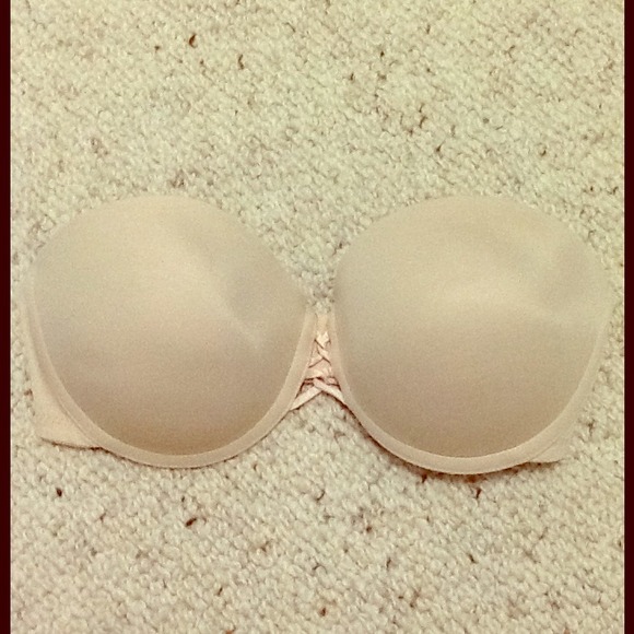 🚫Sold🚫Beige strapless bra