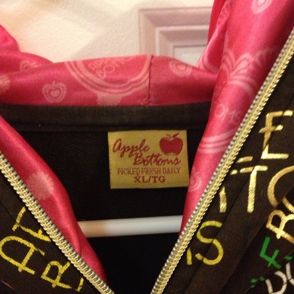 Apple bottom Hoodie - Picture 3 of 3