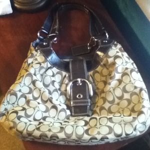 SOLD!!!!Authentic Coach Hobo purse