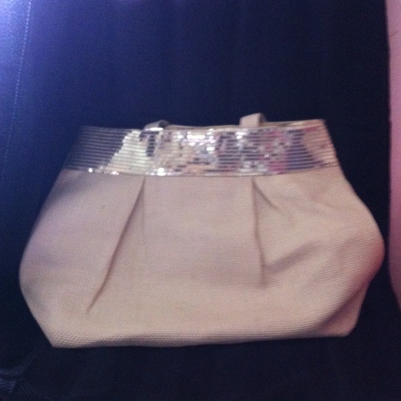 Cream color beach bag with silver sequins stripe