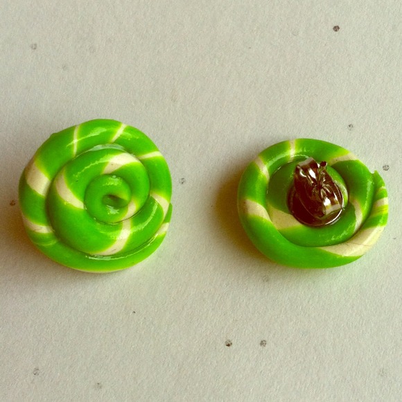 Green & White Swirl Earrings