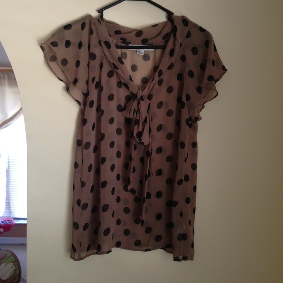 🚫SOLD🚫Brown top