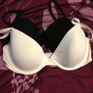 Bundle of 2 vs bras