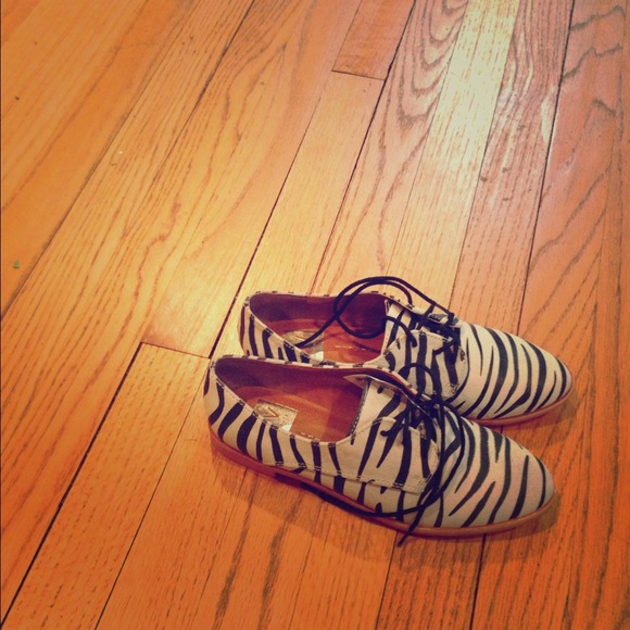 DV by DOLCE VITA MINI OXFORD