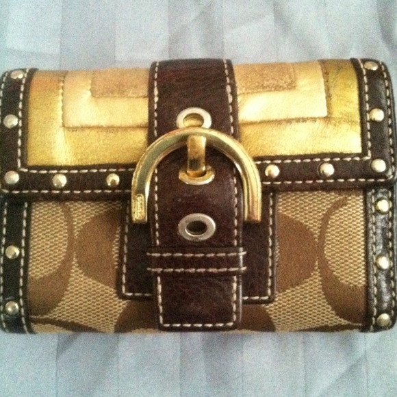 Coach wallet