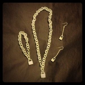 Silver Tiffany Lock set