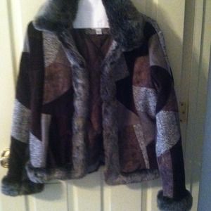 ♈️Faux fur patched jacket, nwot💟