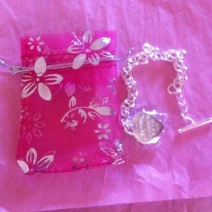 Sold..Fashion silver Tiffany bracelet