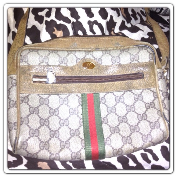 Vintage original gucci bag !reduced