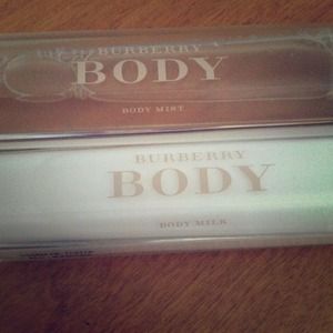 Burberry Body set SOLD