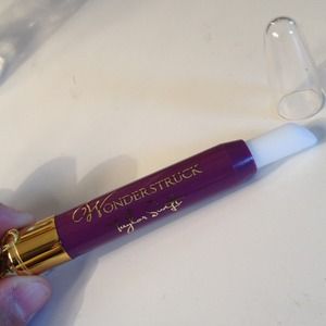 Taylor swift moonstruck perfume pen