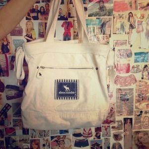 Abercrombie tote bag $9