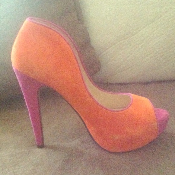 💛💜Gorgeous  Pumps!!💛💜