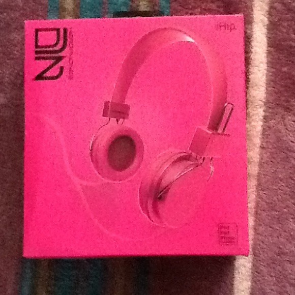 ✋💢SOLD💢✋ 🎀IHip Pink headphones - Picture 1 of 1
