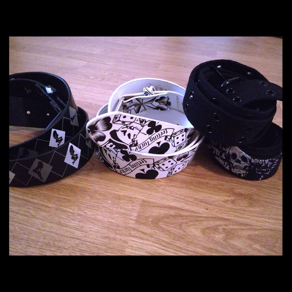 Men's Belts {4}