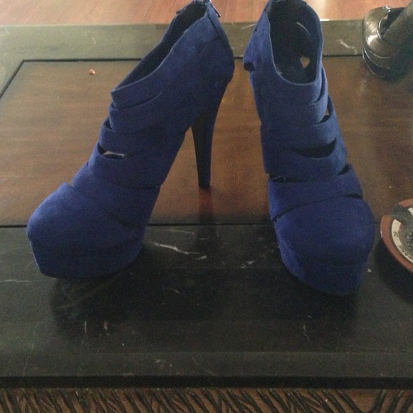 Blue suede high heels!