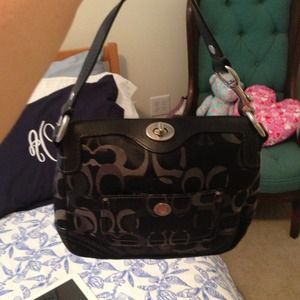 LIKE NEW Coach bag!