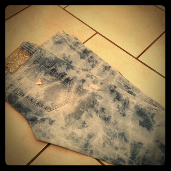 Guess SOLD Blue Jeans - Picture 1 of 2