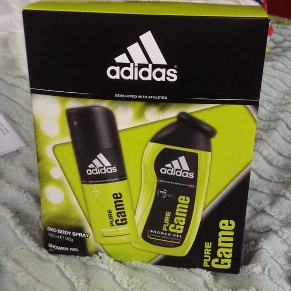Adidas body spray and shower gel kit