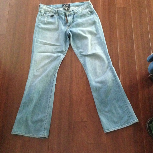 Lucky brand boot cut jeans! Hardly worn! Size 30