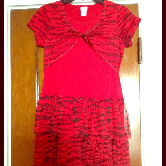 Young ladies red animal print dress MAKE A OFFER! - Picture 1 of 1