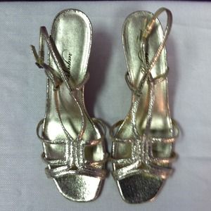 Ragazza gold mid heel sandal