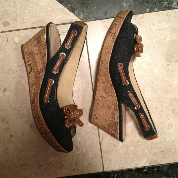 Gifted w/ bundle- DENIM WEDGES w/FAUX LEATHER - Picture 2 of 3