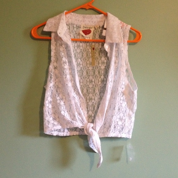 Adorable lace sleeveless collar front tie top