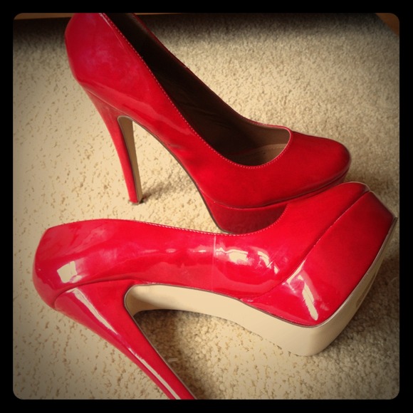 Gorgeous Red Aldo Platform Heels
