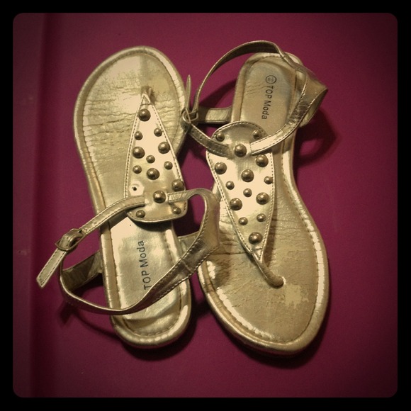⛔SOLD⛔-Silver sandals