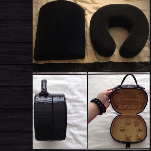 Memory Foam Pillows & Case Bundle for delishia313