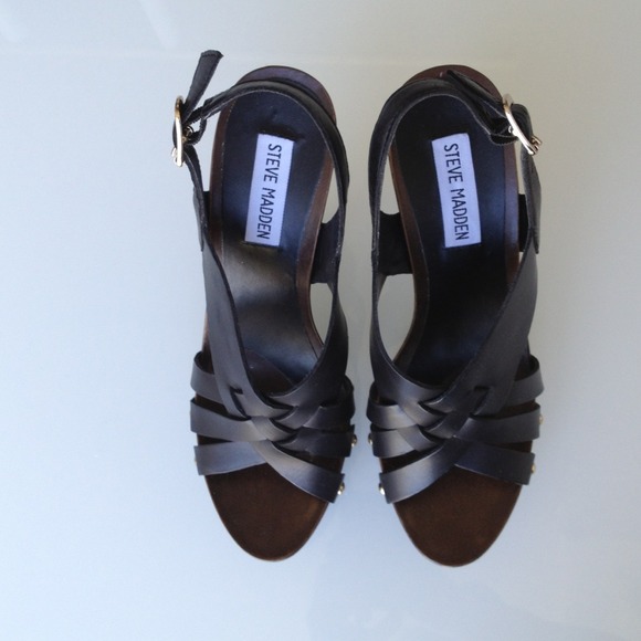 ⬇️ reduced! Steve Madden black wooden platforms - Picture 3 of 4