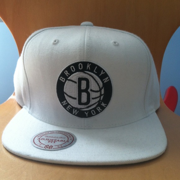 Brooklyn nets flat bill.