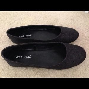 Sparkly black wet seal ballet flats