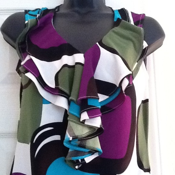 SOLD in bundle Top - Picture 2 of 2