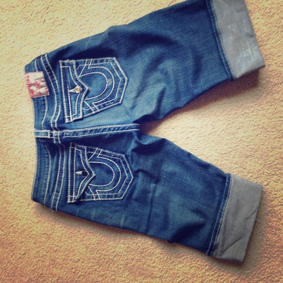 Authentic True Religion Capri/Shorts