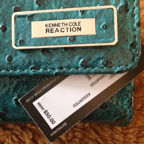Teal Kenneth Cole wallet