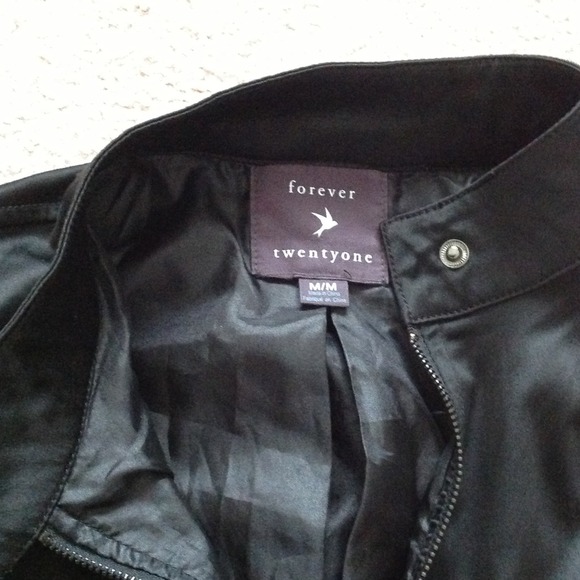 Moto jacket - Picture 3 of 3