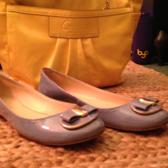 💢💢💢Sold💢💢💢💢😍Pretty Blue Nine West Flats😍