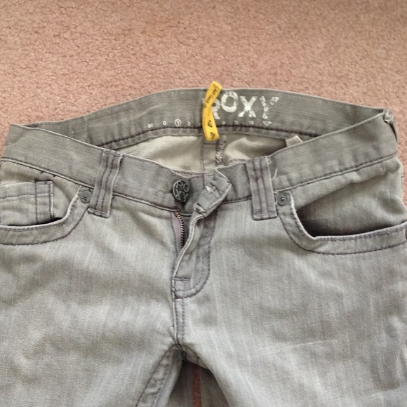 Gray Roxy jeans - Picture 2 of 4