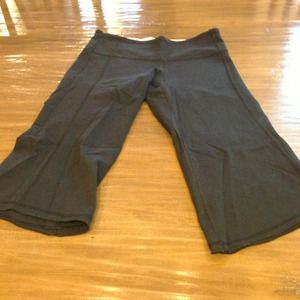 Lululemon capris
