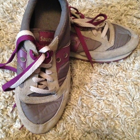 Purple and Gray Saucony sneakers Jazz Lo Pro