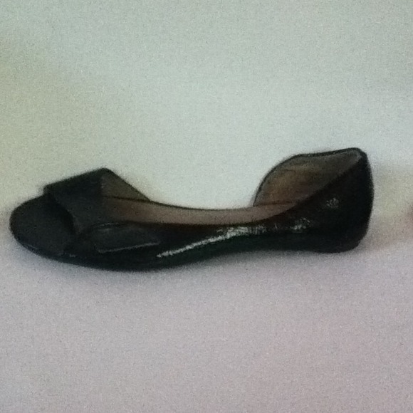 Black flats - Picture 2 of 4