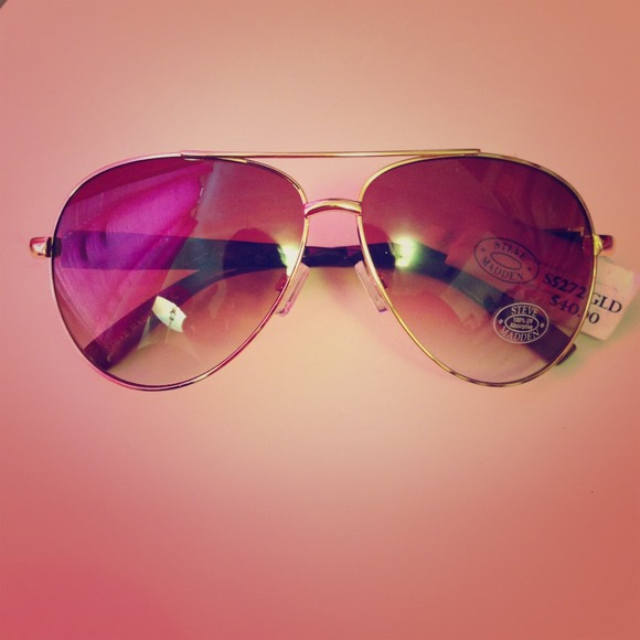 🚫SOLD!!🚫Steve Madden Aviator Sunglasses