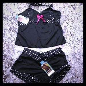 Polka dot nighty.  Too sexy!!!!