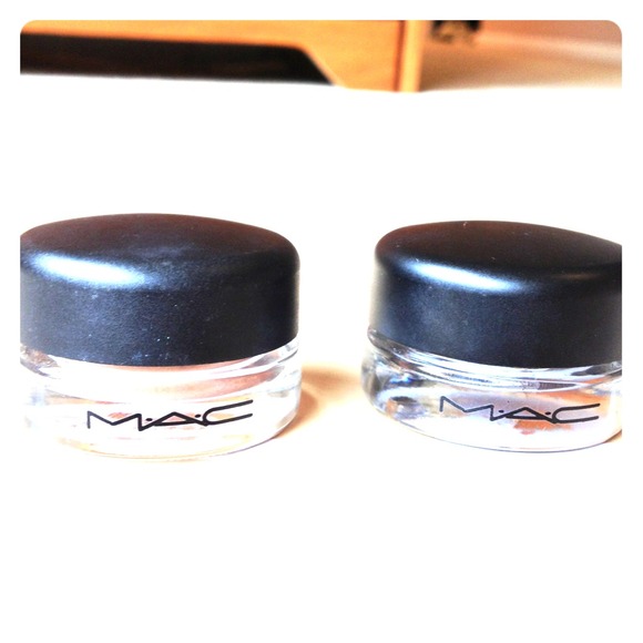 MAC Big Bounce Cream Eyeshadow