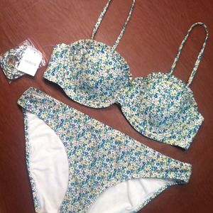 NEW J.Crew Floral Bikini 💛💛MAKE AN OFFER 💛💛