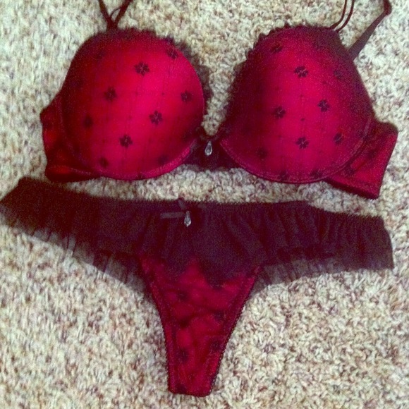 RED HOT lingerie