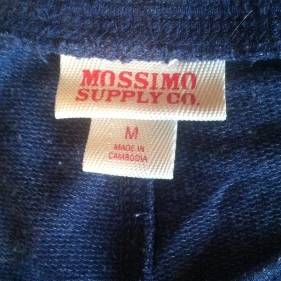 Sold in bundle - Picture 2 of 2